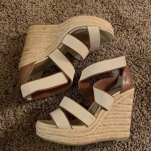 Size 6 Steve Madden Erryn Wedge Natural Sandals